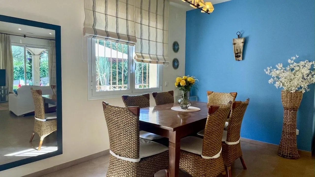 Villa Pineda 5 パルス